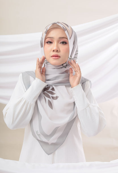 Annur Cotton Square in Jelita (Grey)