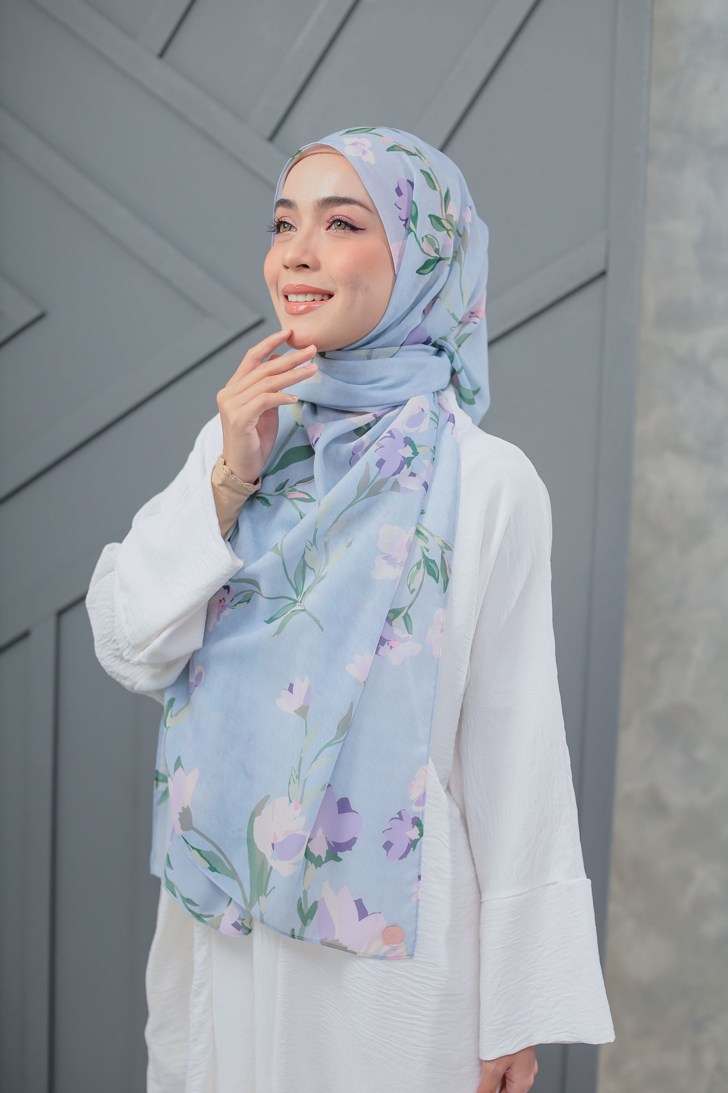 Fleur Cotton Shawl in Sky Blue