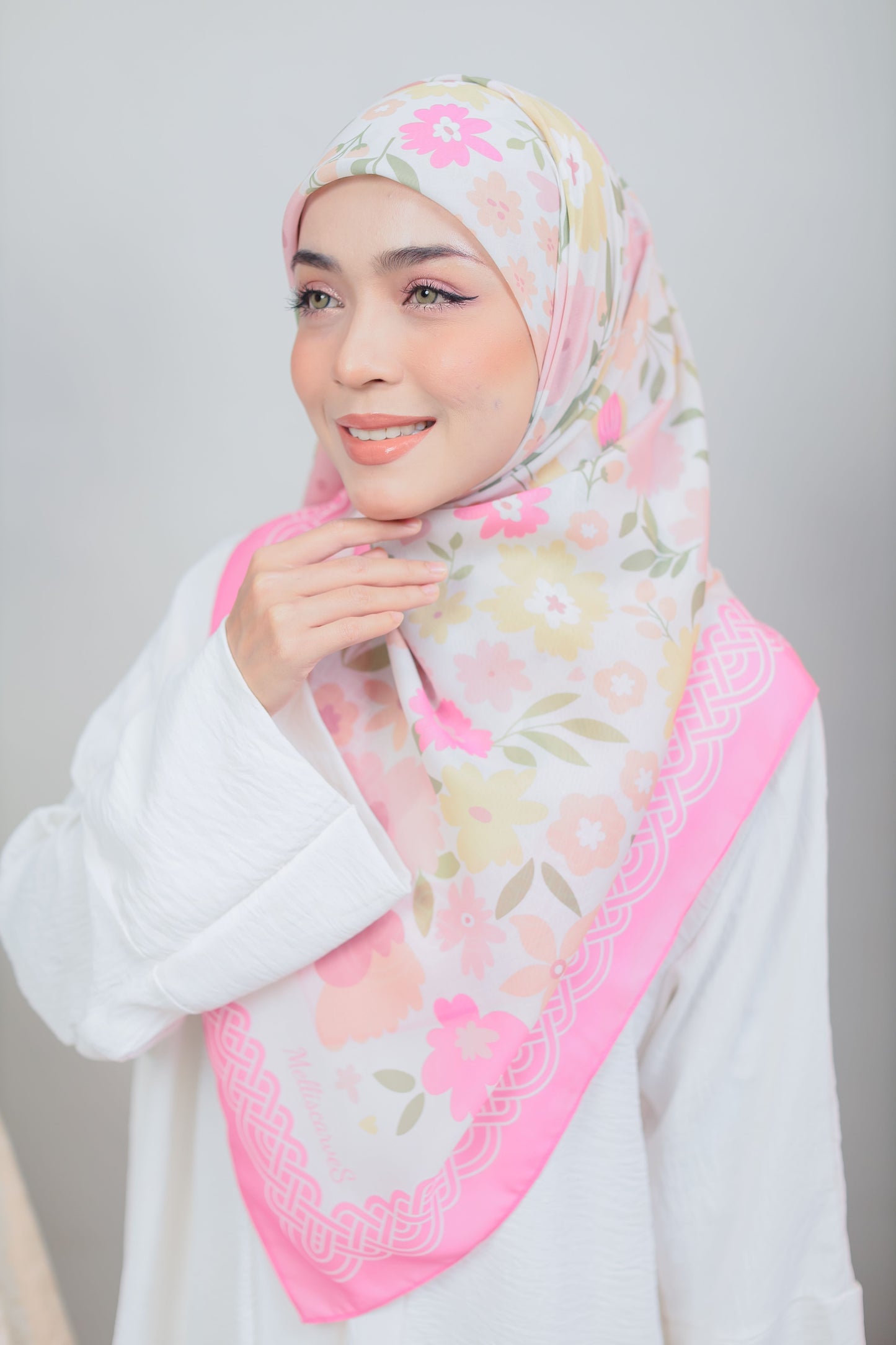 Putri Cotton Square in Princess Pink