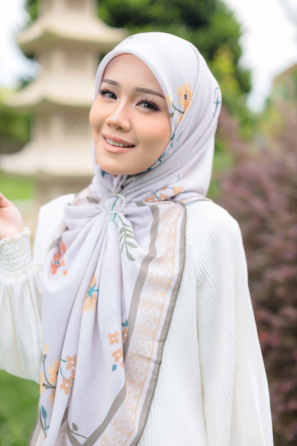 Zahra Cotton Square in Light Beige